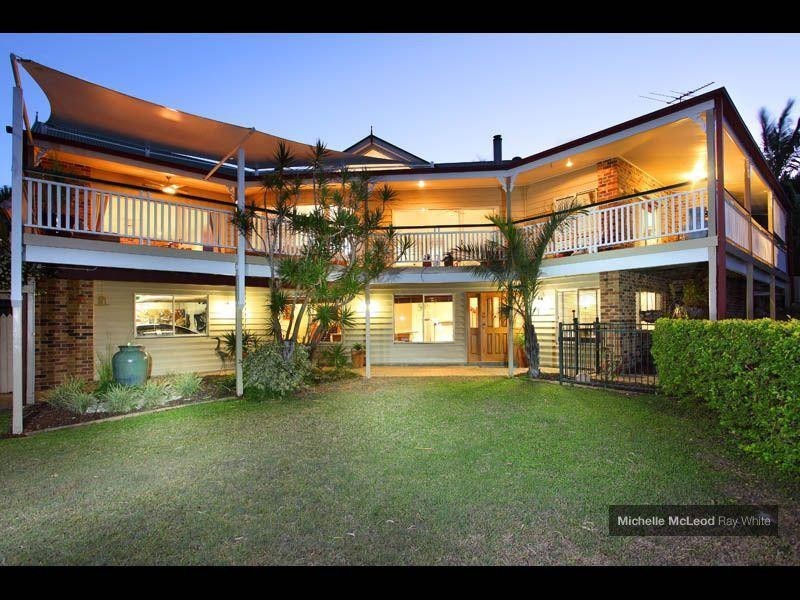 6 Larter Court, Brookfield QLD 4069