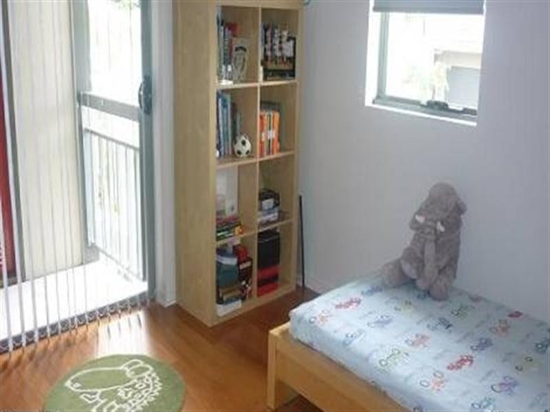 2/45 Cunningham Street, Taringa QLD 4068