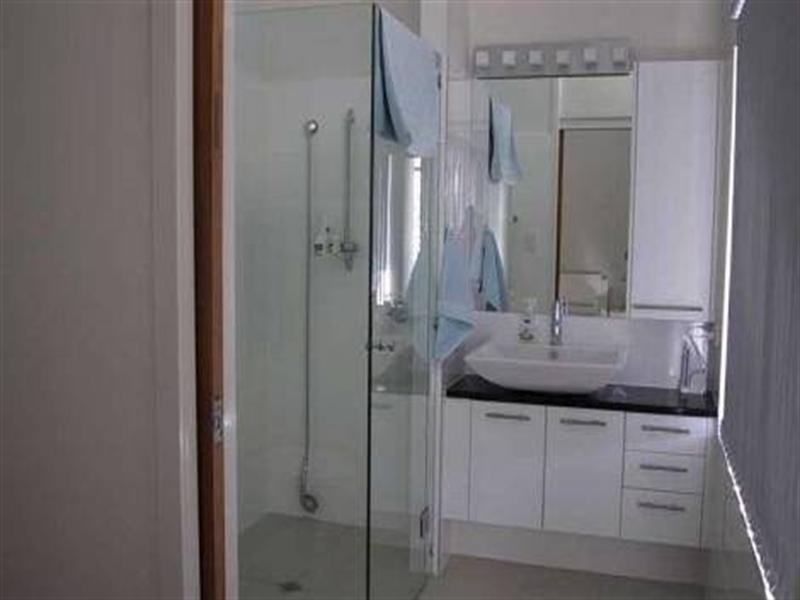 2/45 Cunningham Street, Taringa QLD 4068