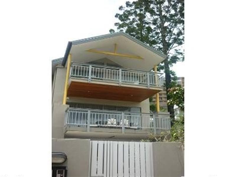 2/45 Cunningham Street, Taringa QLD 4068