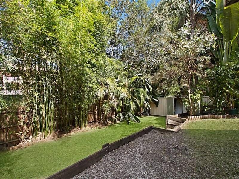 42 Boomerang Road, St Lucia QLD 4067