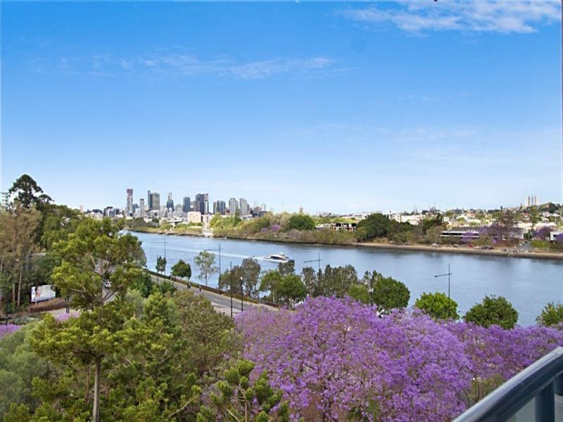 807/21 Patrick Lane, Toowong QLD 4066