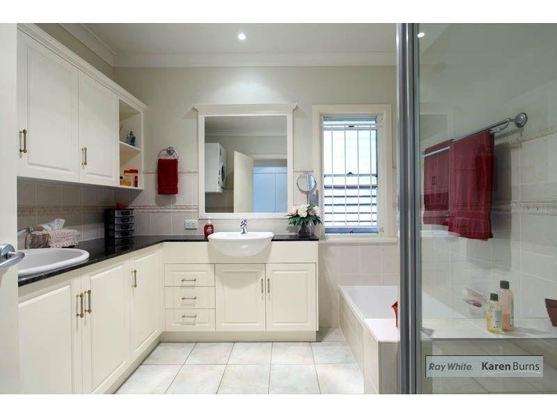1a/157 Brookfield Road, Kenmore Hills QLD 4069