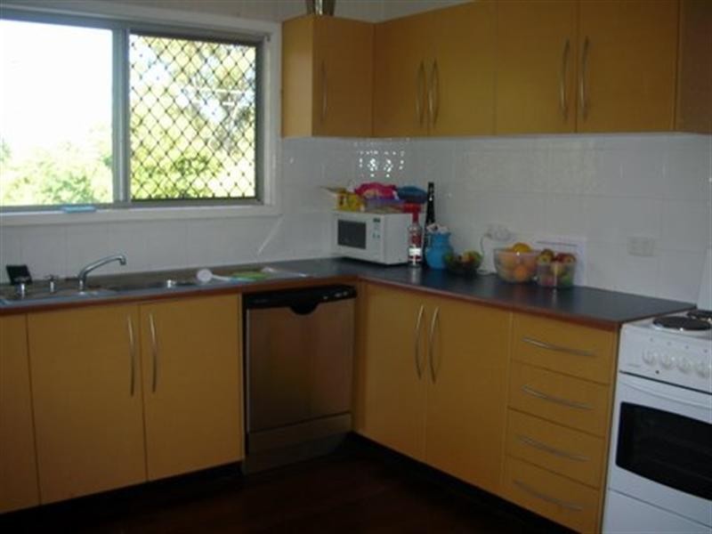 118 Hawken Drive, St Lucia QLD 4067