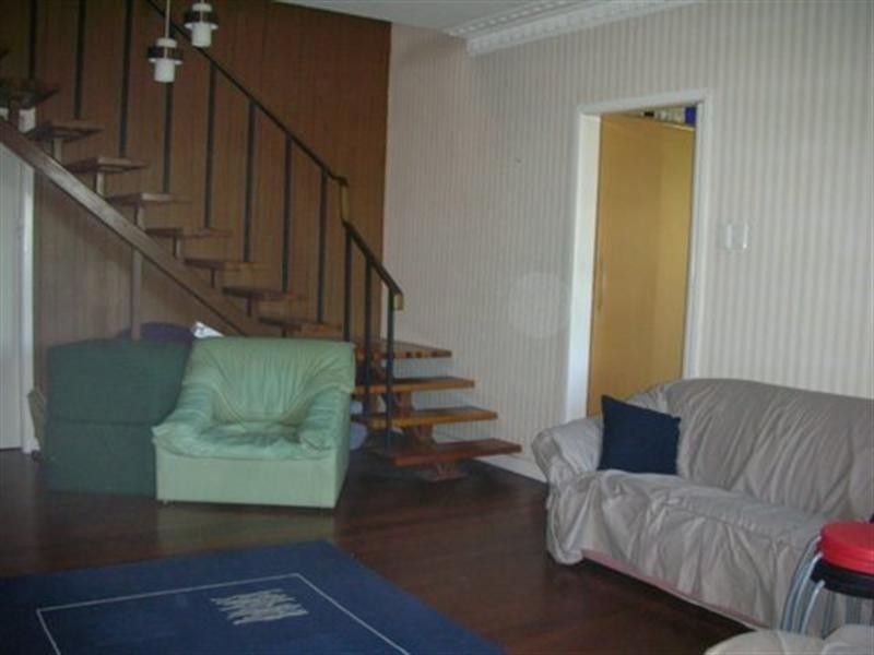 118 Hawken Drive, St Lucia QLD 4067