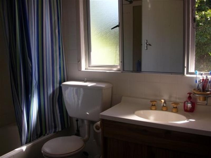 118 Hawken Drive, St Lucia QLD 4067