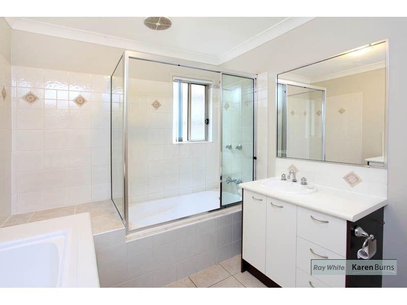 11/78 Brookfield Road, Kenmore QLD 4069