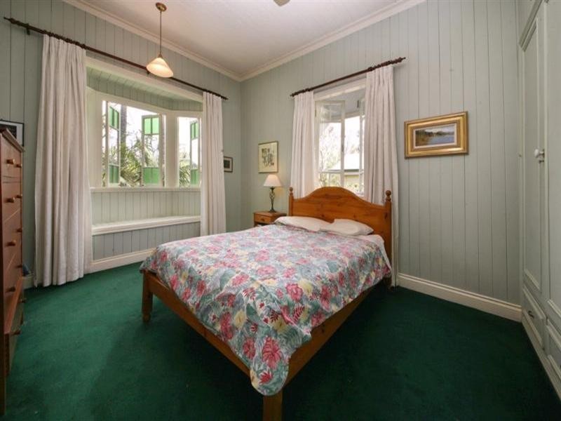 31 Fewings Street, Toowong QLD 4066