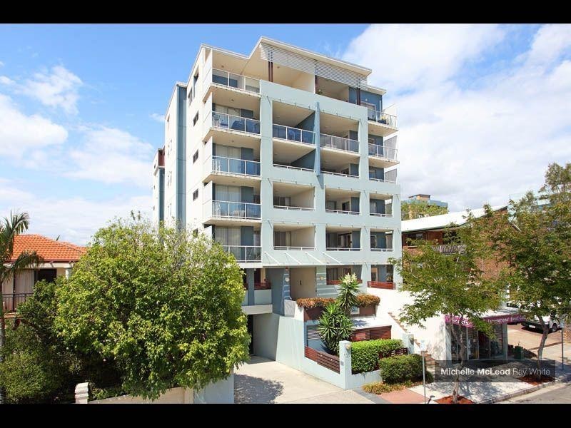 15/16 Grosvenor Road, Indooroopilly QLD 4068
