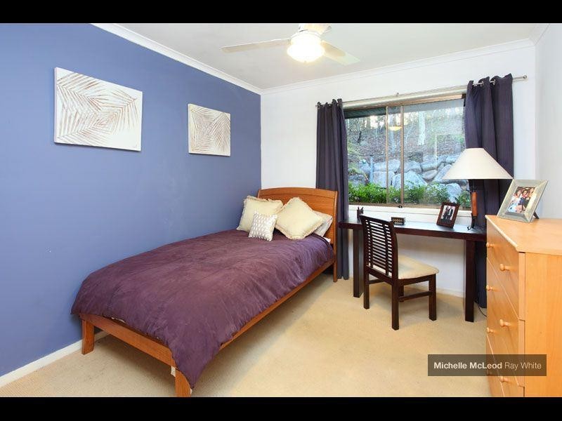 4 Greenhood Street, Indooroopilly QLD 4068