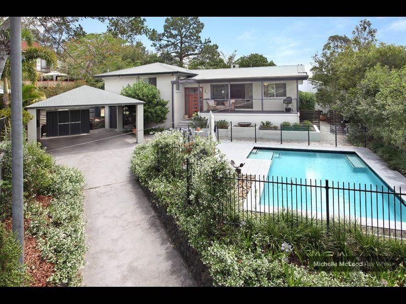 3 Sylvania Court, Kenmore QLD 4069