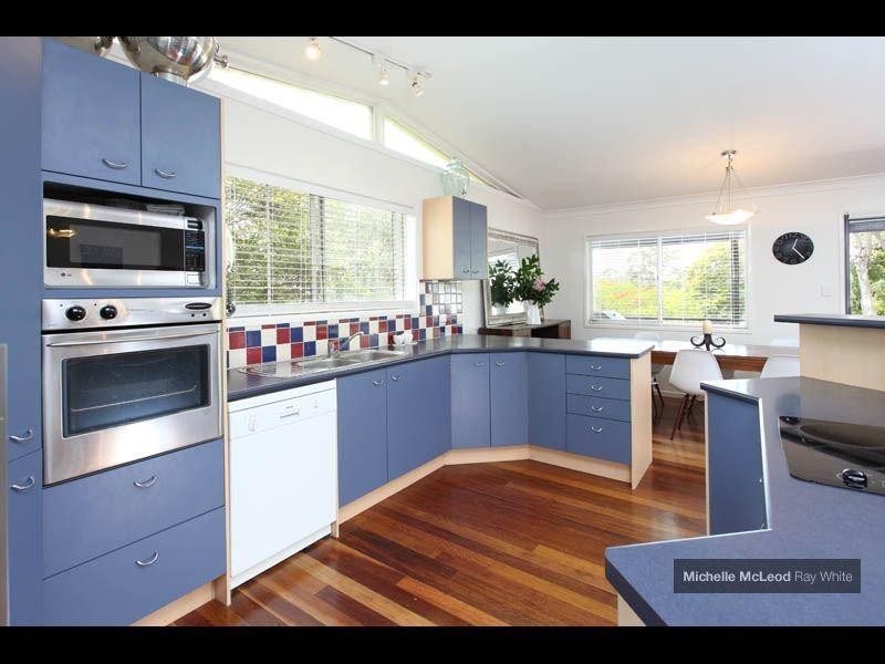 3 Sylvania Court, Kenmore QLD 4069