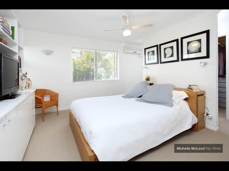 3 Sylvania Court, Kenmore QLD 4069