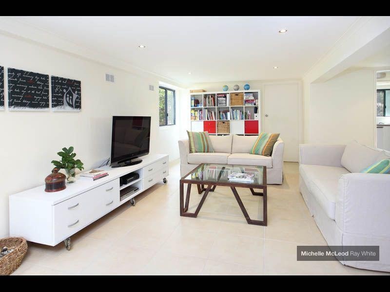 3 Sylvania Court, Kenmore QLD 4069