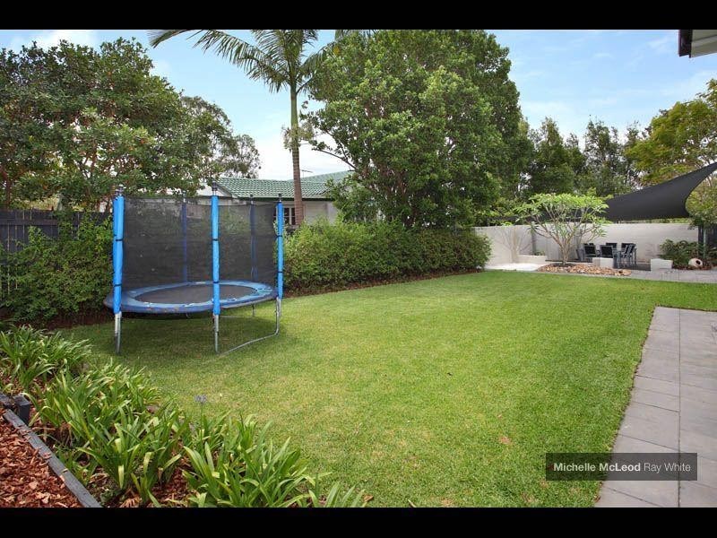 3 Sylvania Court, Kenmore QLD 4069