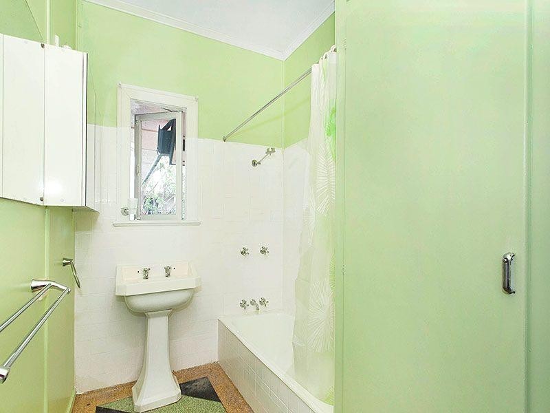 68 Depper Street, St Lucia QLD 4067