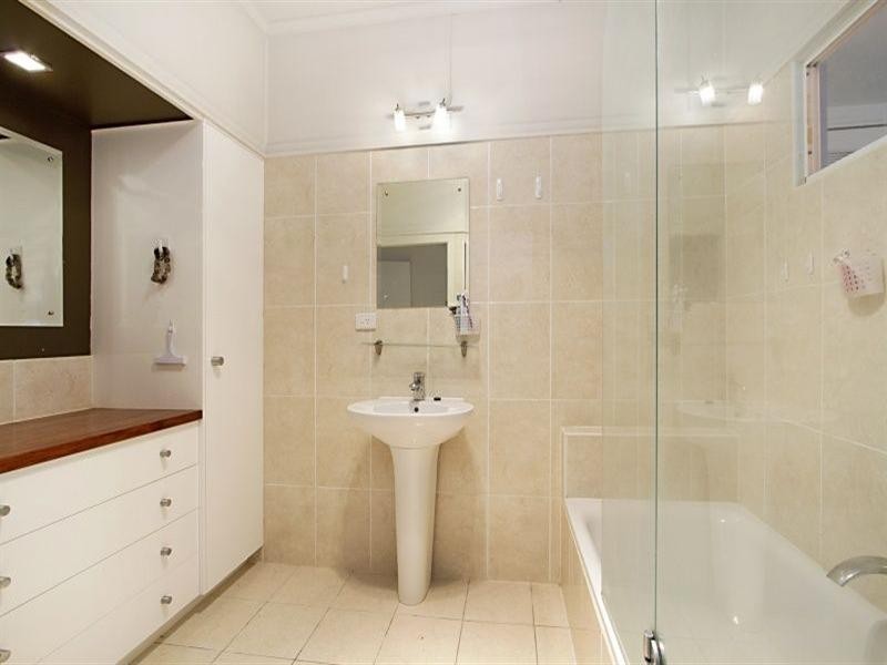 100 Munro Street, Auchenflower QLD 4066