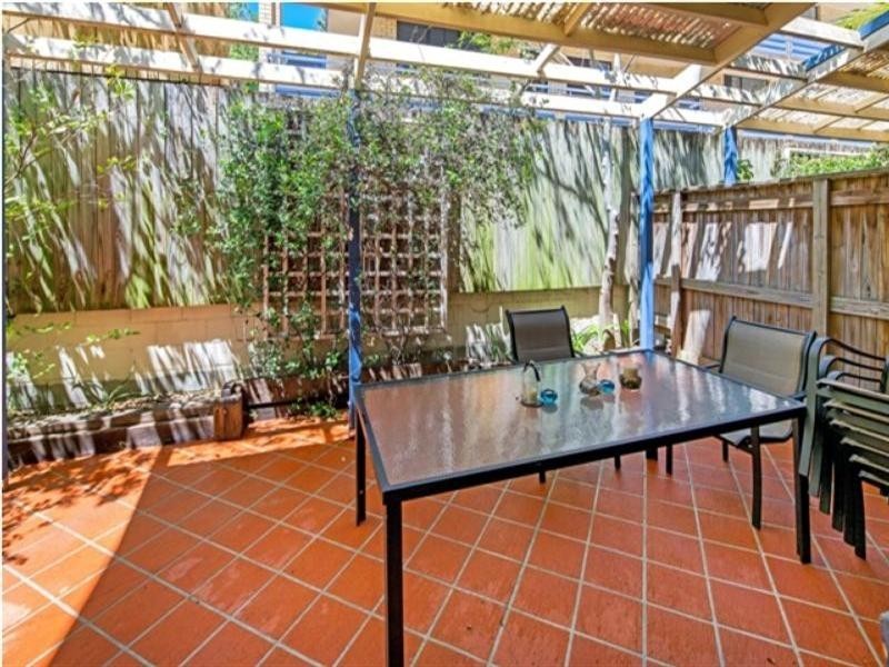 7 Aldridge Street, Auchenflower QLD 4066