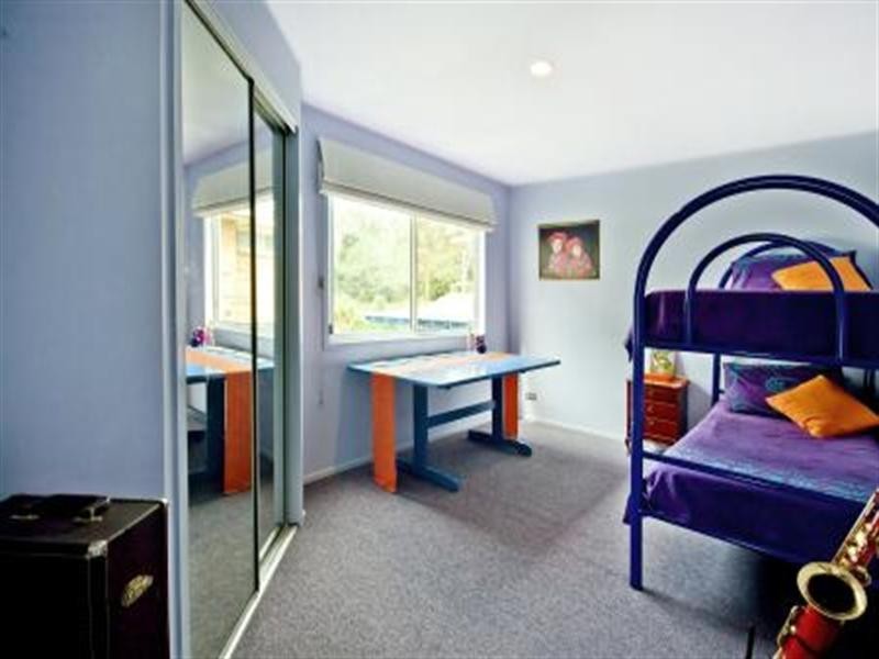 76 Kintyre Street, Brookfield QLD 4069