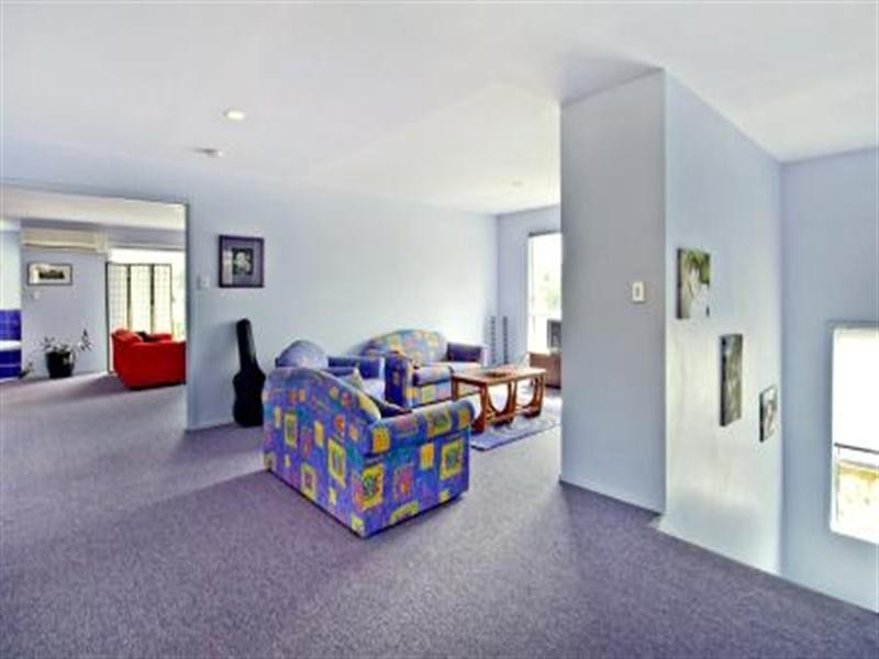 76 Kintyre Street, Brookfield QLD 4069