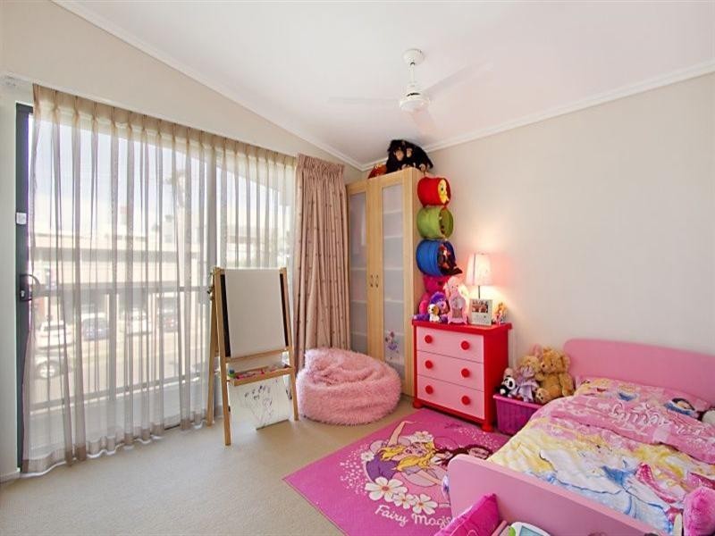 3013/18 Manning Street, Milton QLD 4064