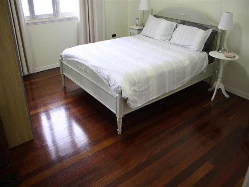 7 Equinox Street, Taringa QLD 4068