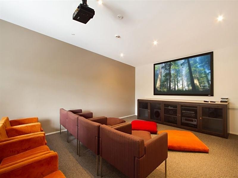 1084/18 Manning Street, Milton QLD 4064