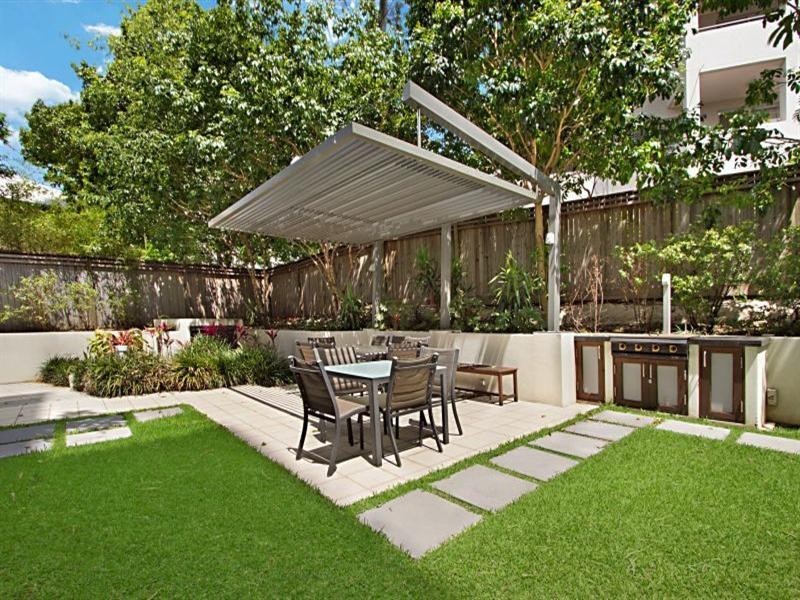 1084/18 Manning Street, Milton QLD 4064