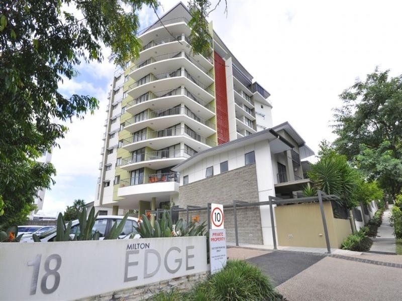 1084/18 Manning Street, Milton QLD 4064