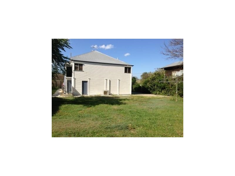 20 Pike Avenue, Taringa QLD 4068