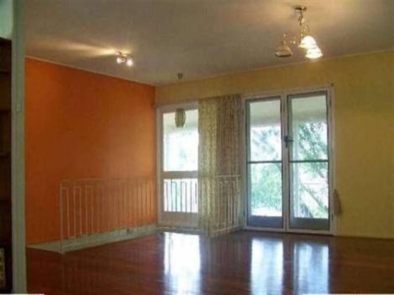 38 Newcomen Street, Indooroopilly QLD 4068