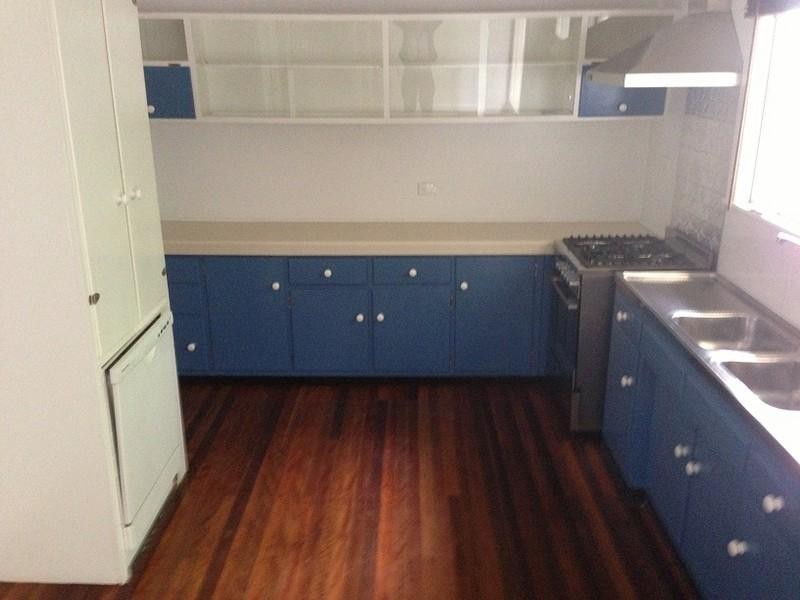 160 Stanley Street, Taringa QLD 4068