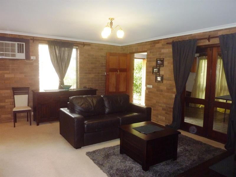 20 Chantilly Street, Chapel Hill QLD 4069