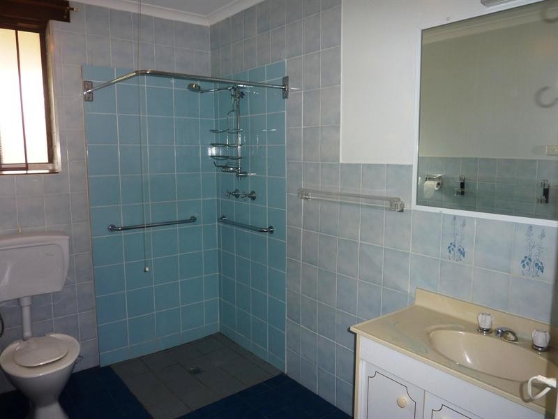 20 Chantilly Street, Chapel Hill QLD 4069