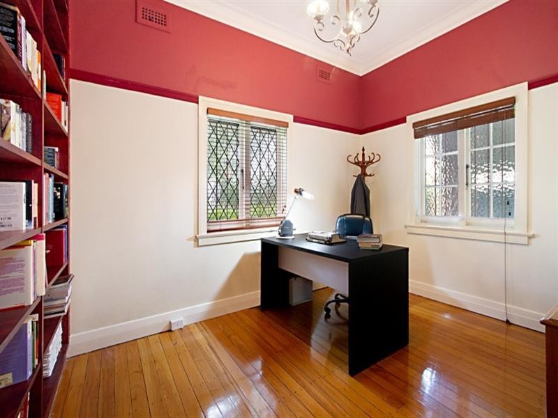 13 Wight Street, Milton QLD 4064