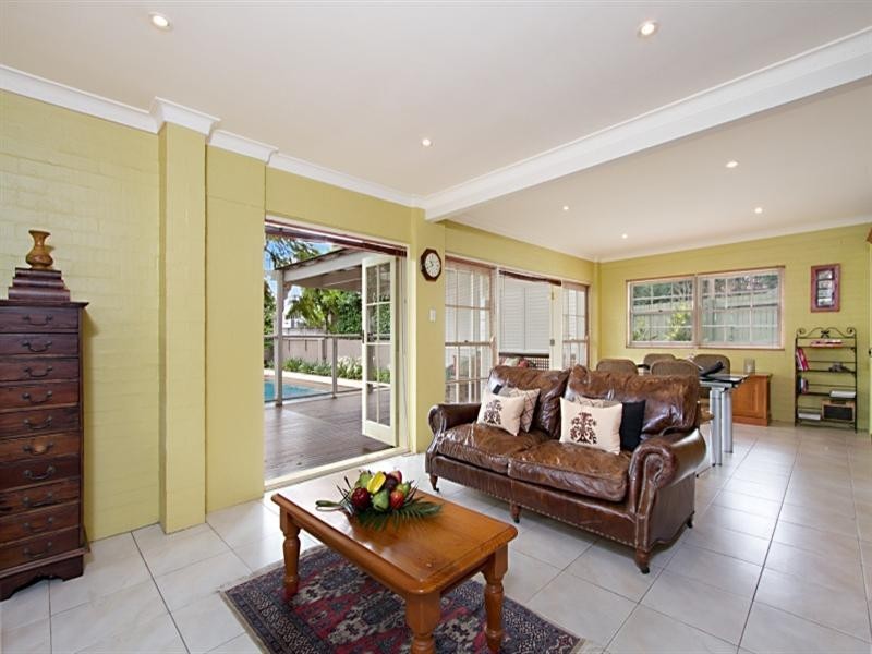 13 Wight Street, Milton QLD 4064