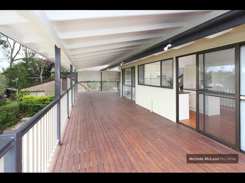 74 Chapel Hill Road, Chapel Hill QLD 4069