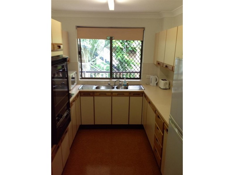 2/63 Macquarie Street, St Lucia QLD 4067