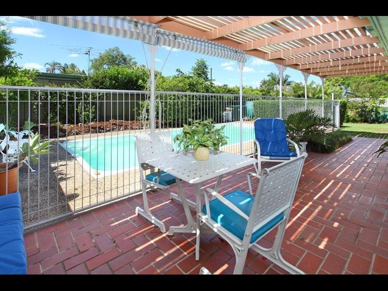 78 Kenmore Road, Kenmore QLD 4069