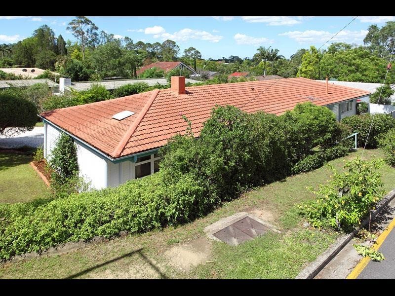 78 Kenmore Road, Kenmore QLD 4069