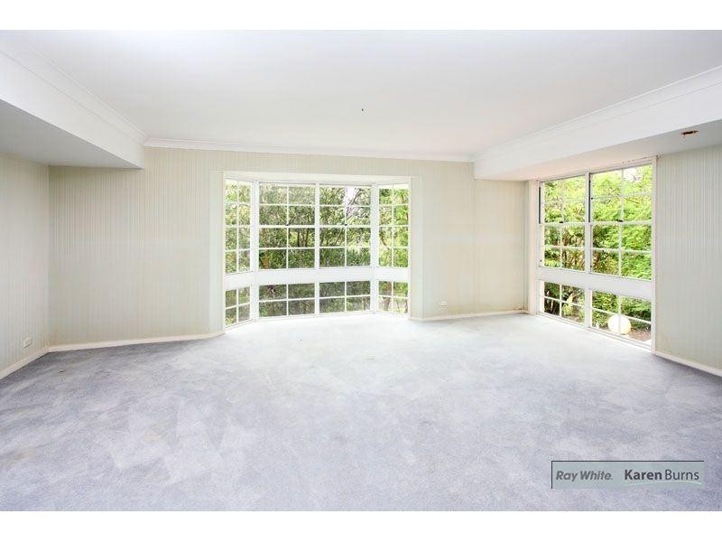 31 Yarawa Street, Kenmore QLD 4069