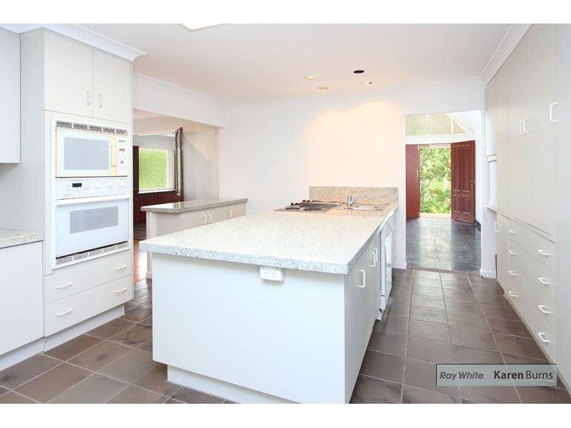 31 Yarawa Street, Kenmore QLD 4069