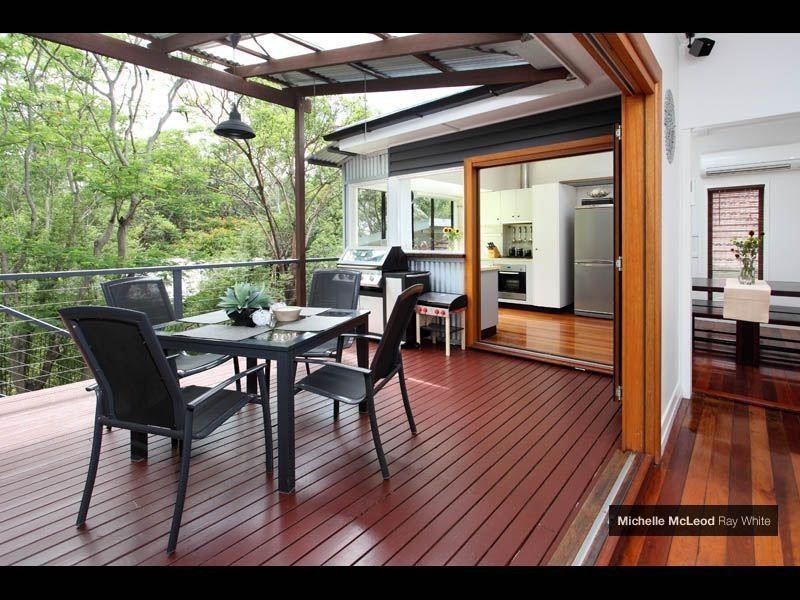 131 Russell Terrace, Indooroopilly QLD 4068