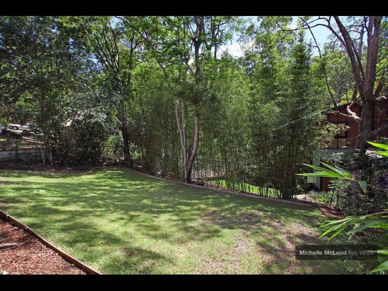131 Russell Terrace, Indooroopilly QLD 4068