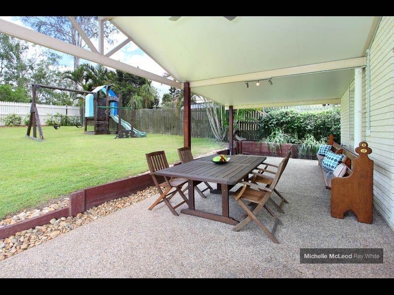 68 Kintyre Street, Brookfield QLD 4069