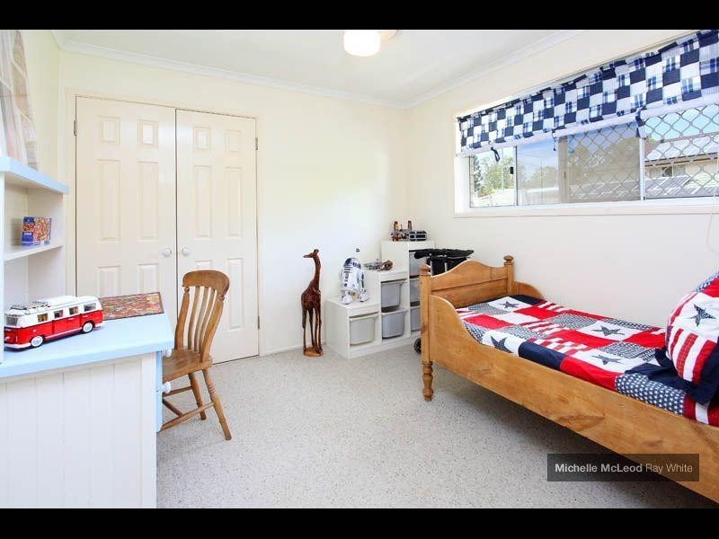 68 Kintyre Street, Brookfield QLD 4069