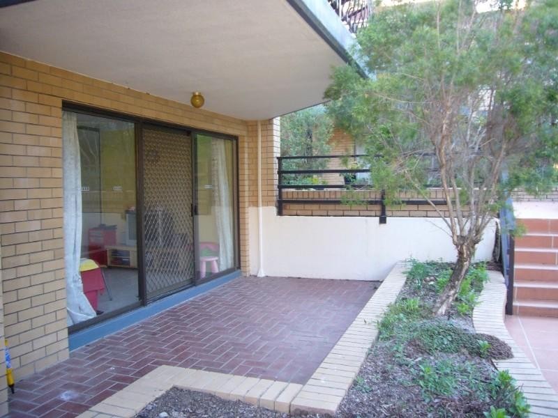 8/31-33 Bishop Street, St Lucia QLD 4067