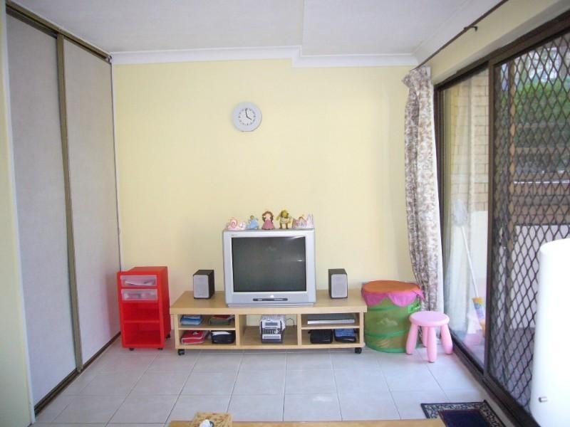 8/31-33 Bishop Street, St Lucia QLD 4067