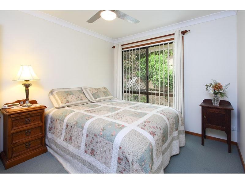 5 Emerald Court, Kenmore QLD 4069