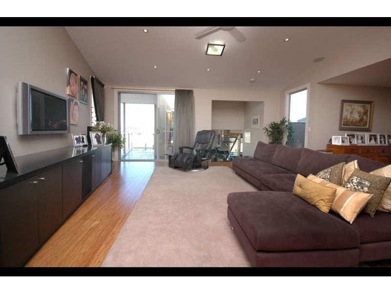 28 Breakfast Creek Road, Newstead QLD 4006